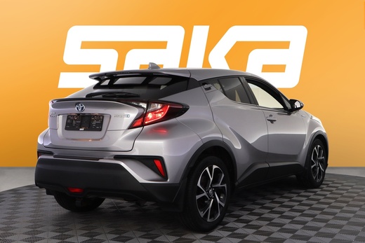 Toyota C-HR vaihtoauto