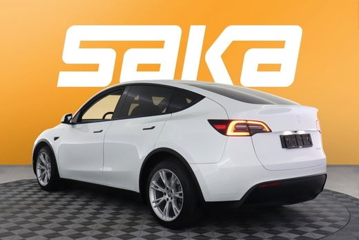 Tesla Model Y vaihtoauto