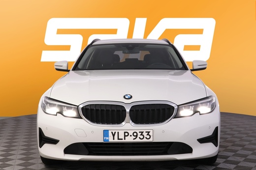 BMW 320 vaihtoauto