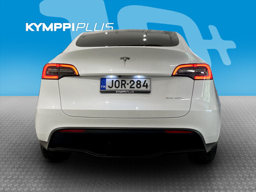 Tesla Model Y vaihtoauto
