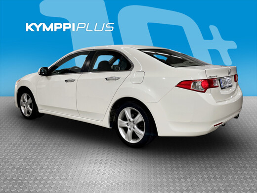 Honda Accord vaihtoauto