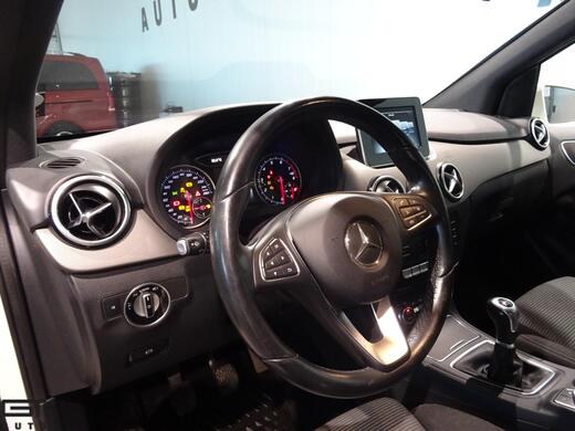 Mercedes-Benz B vaihtoauto