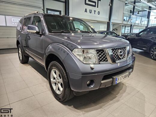 Nissan Pathfinder vaihtoauto