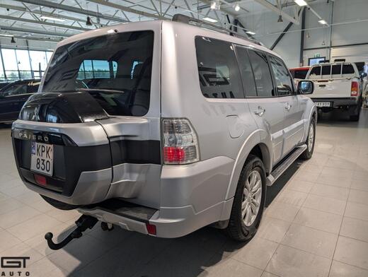 Mitsubishi Pajero vaihtoauto