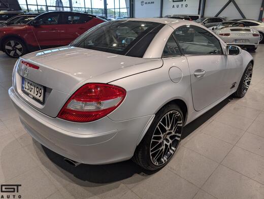 Mercedes-Benz SLK vaihtoauto