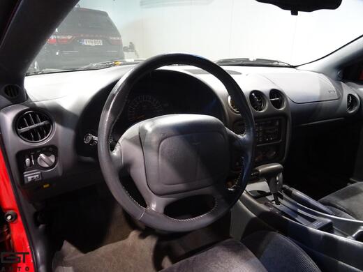 Pontiac Firebird vaihtoauto