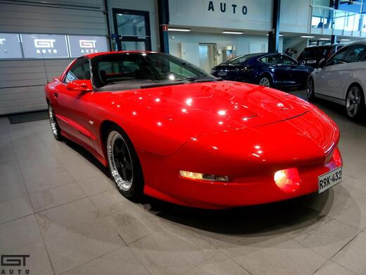 Pontiac Firebird vaihtoauto