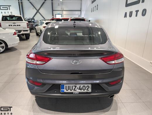 Hyundai i30 Fastback vaihtoauto