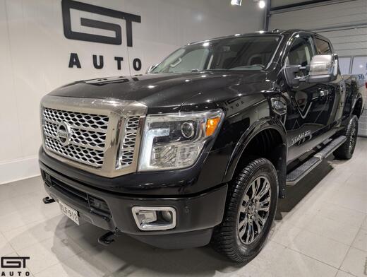 Nissan Titan vaihtoauto