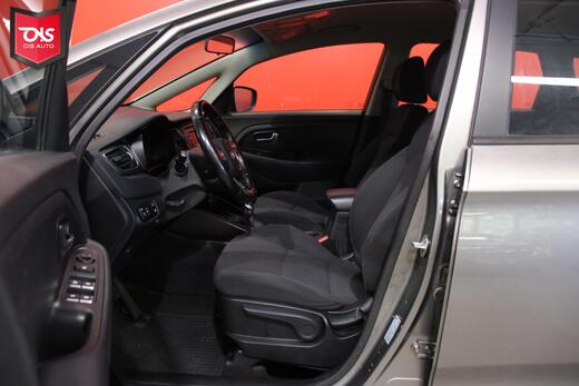 Kia Carens vaihtoauto