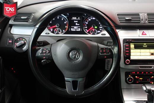 Volkswagen Passat CC vaihtoauto