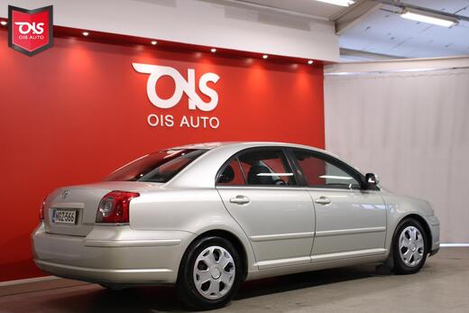 Toyota Avensis vaihtoauto