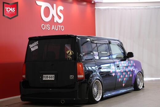 Toyota BB vaihtoauto
