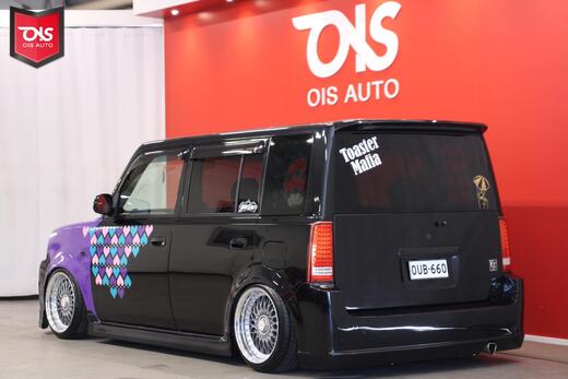 Toyota BB vaihtoauto