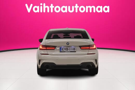 BMW 330 vaihtoauto