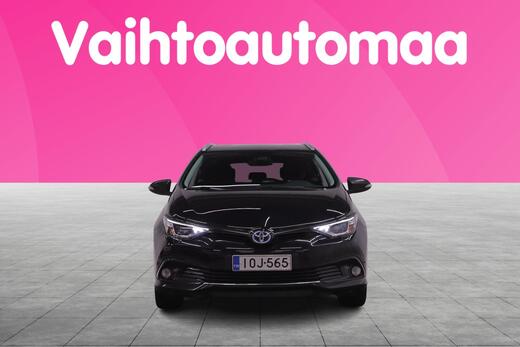 Toyota Auris vaihtoauto
