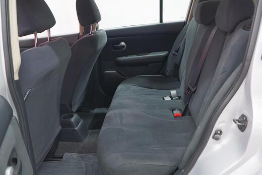 Nissan Tiida vaihtoauto