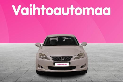 Lexus IS vaihtoauto