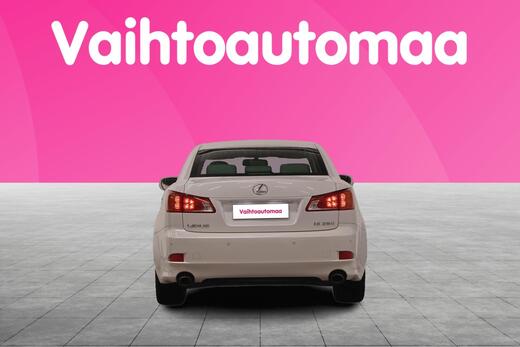 Lexus IS vaihtoauto