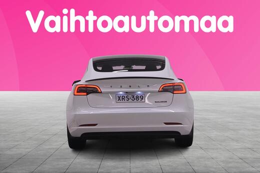 Tesla Model 3 vaihtoauto