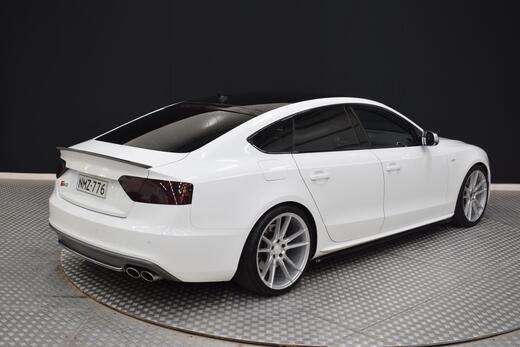 Audi S5 vaihtoauto