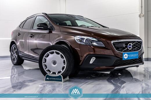Volvo V40 Cross Country vaihtoauto