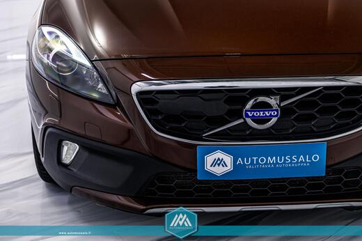 Volvo V40 Cross Country vaihtoauto