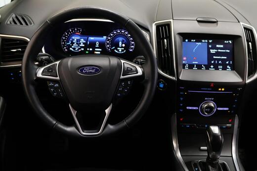 Ford S-MAX vaihtoauto