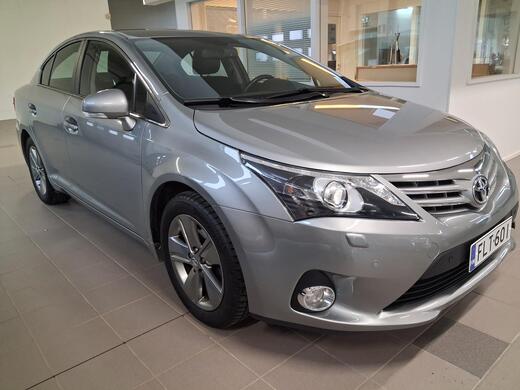 Toyota Avensis vaihtoauto