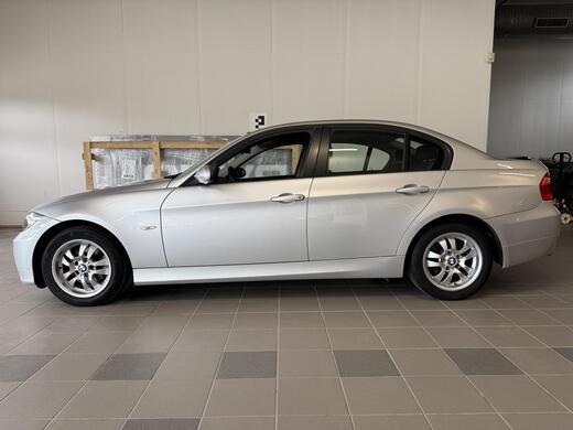 BMW 318 vaihtoauto