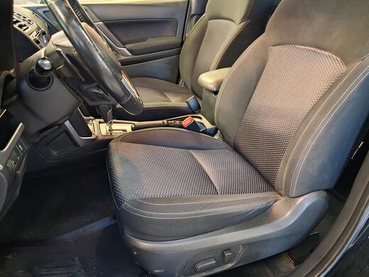 Subaru Forester vaihtoauto