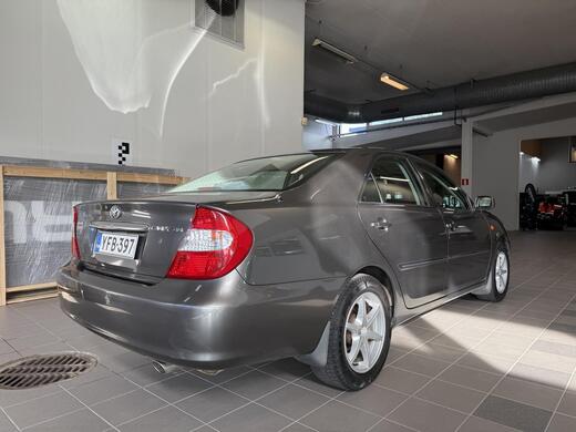 Toyota Camry vaihtoauto