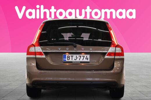 Volvo V70 vaihtoauto