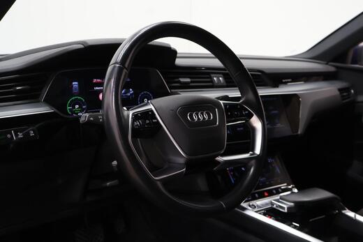 Audi e-tron vaihtoauto