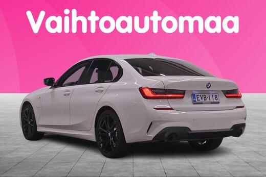 BMW 330 vaihtoauto