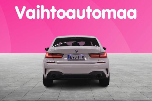 BMW 330 vaihtoauto