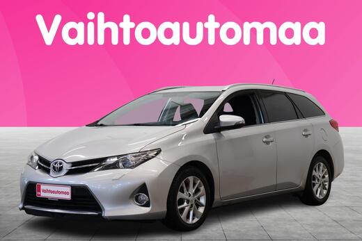 Toyota Auris vaihtoauto