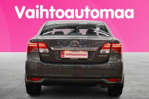 Toyota Avensis vaihtoauto
