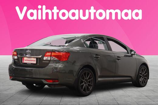 Toyota Avensis vaihtoauto