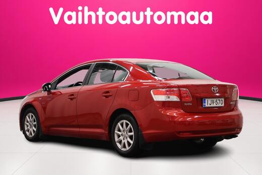 Toyota Avensis vaihtoauto
