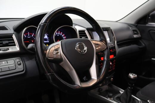 SsangYong Tivoli vaihtoauto