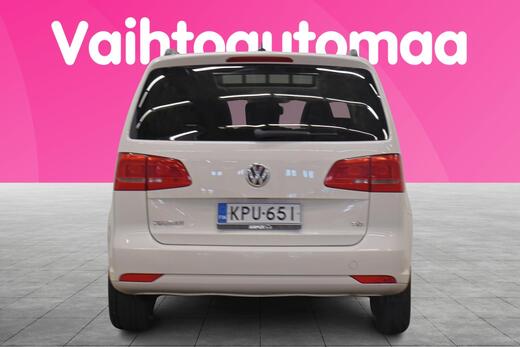 Volkswagen Touran vaihtoauto