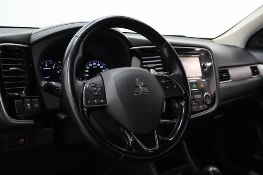 Mitsubishi Outlander vaihtoauto