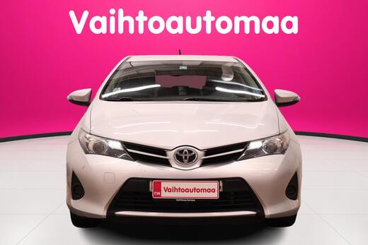 Toyota Auris vaihtoauto