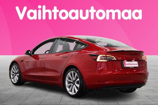 Tesla Model 3 vaihtoauto