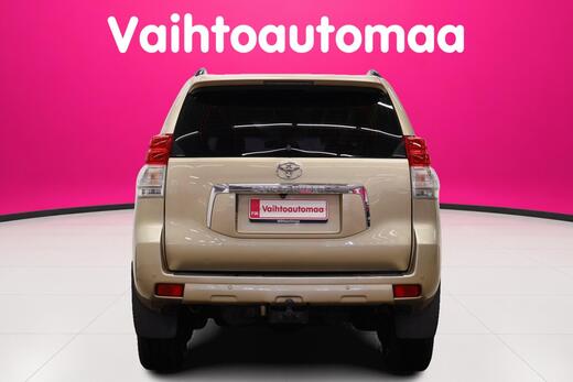Toyota Land Cruiser vaihtoauto