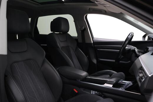 Audi Q8 e-tron vaihtoauto