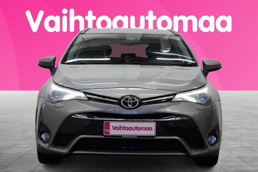 Toyota Avensis vaihtoauto