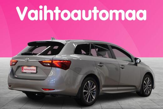 Toyota Avensis vaihtoauto