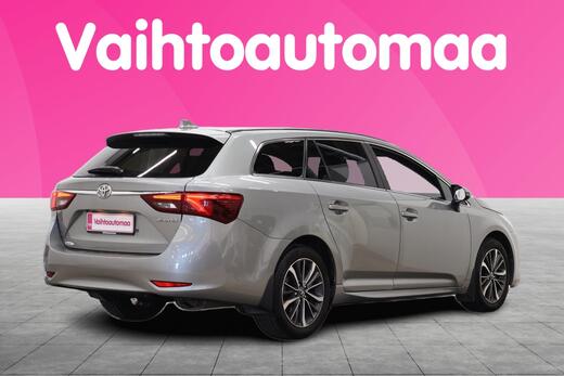 Toyota Avensis vaihtoauto